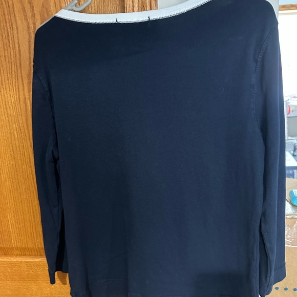 Lauren Ralph Lauren Navy Top with White Trim - Picture 4 of 6